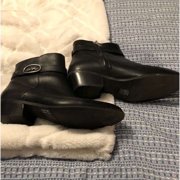 EUC Coach Debi Bootie Wore A Couple Of Times I Don’t Have The Box Price Is Firm - Picture 4 of 8